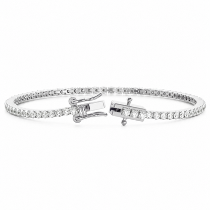 Lucent lab-grown diamond tennis bracelet in white gold with open clasp