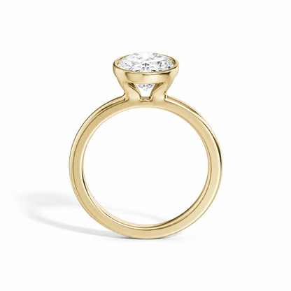 Solea Oval Bezel Ring