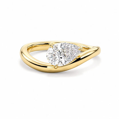 Vela Pear Ring