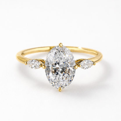 Elise Oval Ring